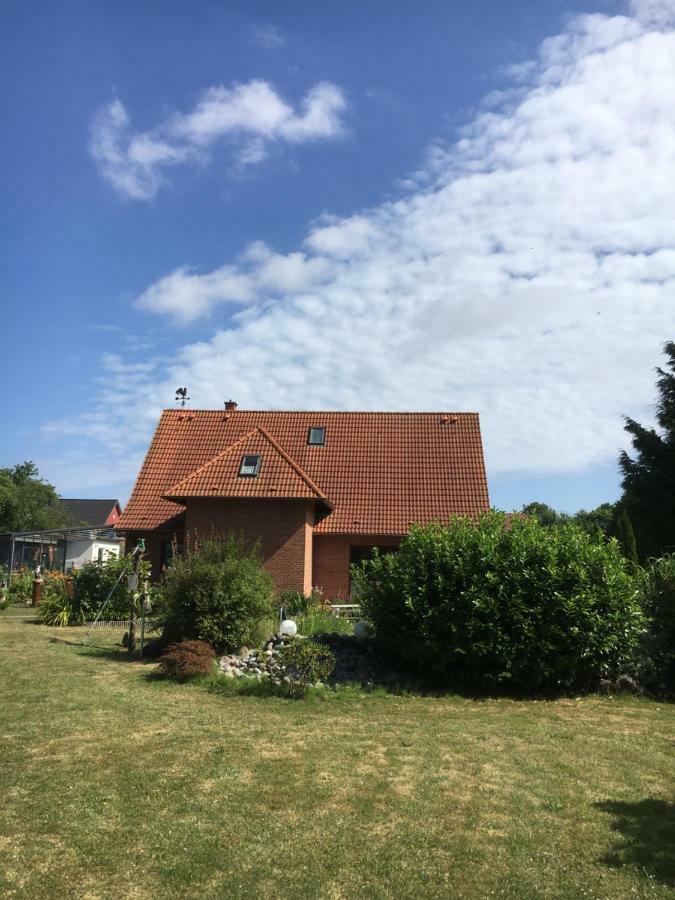 Ferienhaus Burwitz Auf Ruegen Apartment Altenkirchen  Exterior foto